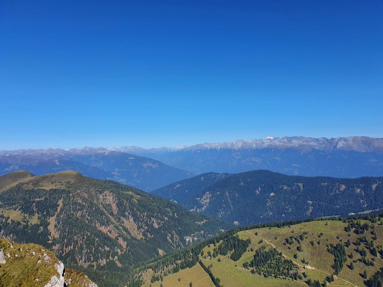 Haus Kraller-Urlaub Mit Seeblick Millstatt Ngoại thất bức ảnh